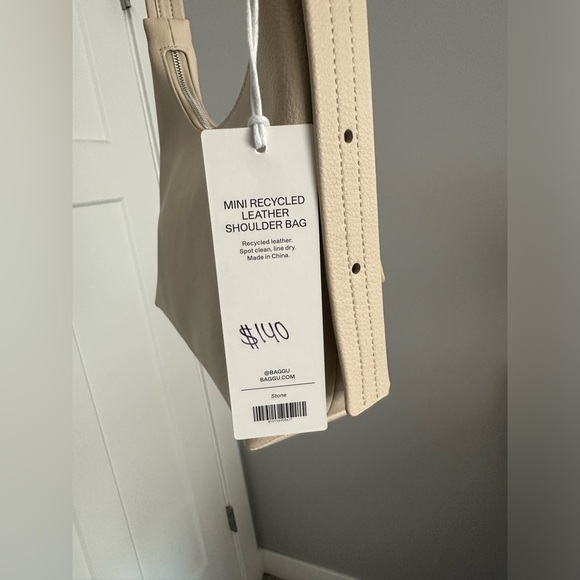 Baggu Cream Shoulder Bag NWT - Picture 3 of 5